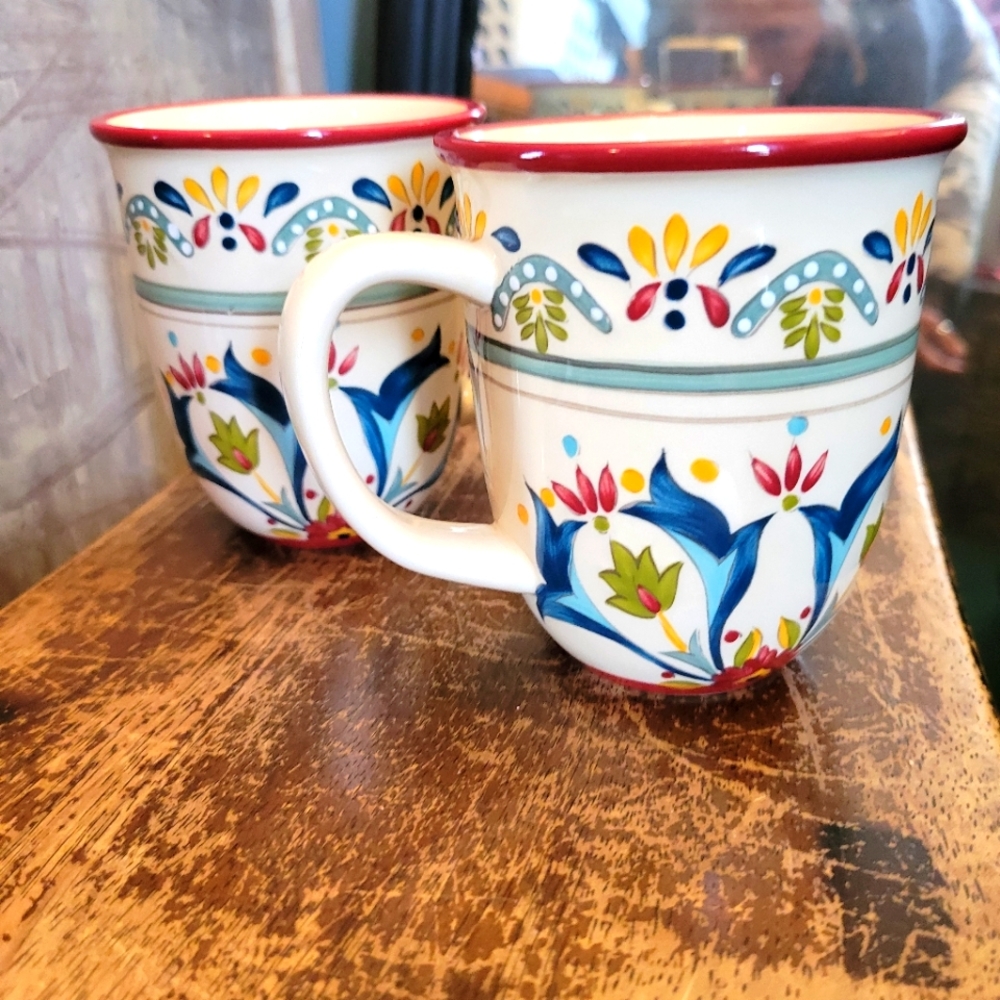 Vintage retired Bobby Flay lot of 2 ceramic Sevilla coffee mugs be